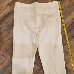 EUC Loft Riviera Slim pants 14/White